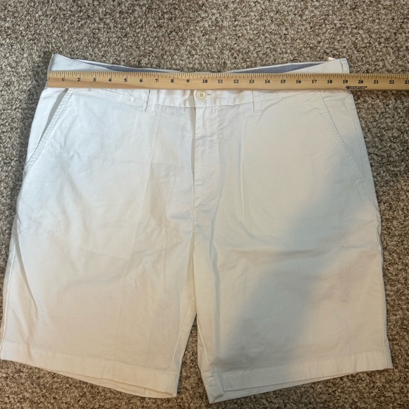 Tommy Hillfiger Shorts - Picture 2 of 7